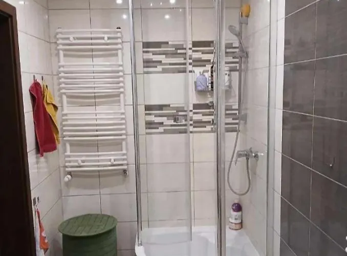 Batorego House * 马尔堡